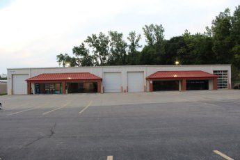 Evendale Center II, photograph 1 of 5