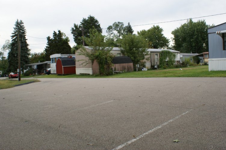 Madeira Mobile Home Park, photograph 6 of 48