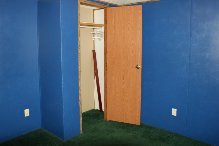 Madeira Mobile Home Park, photograph 27 of 48