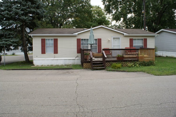 Madeira Mobile Home Park, photograph 35 of 48