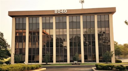 Republic Bank Office Park, photograph 3 of 6