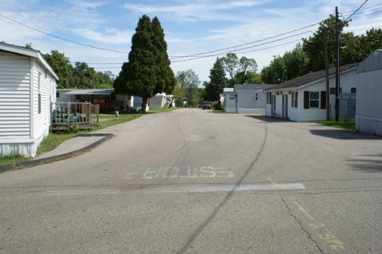 Madeira Mobile Home Park, photograph 10 of 48