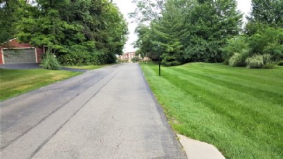 Woodland Apartments, photograph 3 of 6