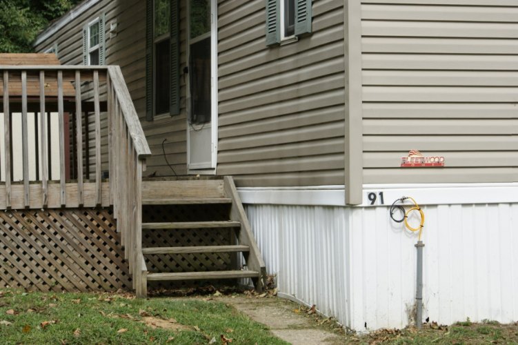 Madeira Mobile Home Park, photograph 23 of 48