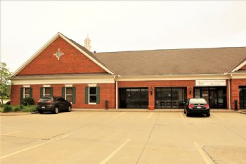 Montgomery Village Square, photograph 5 of 8