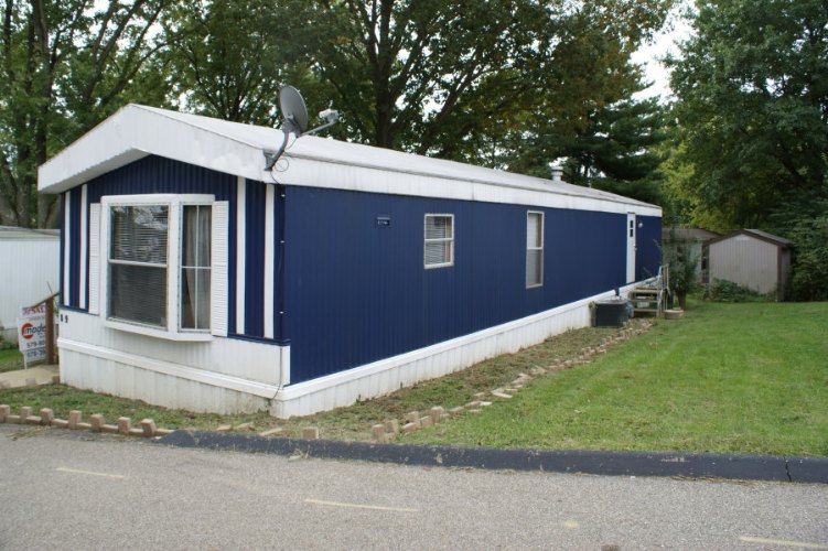 Madeira Mobile Home Park, photograph 45 of 48