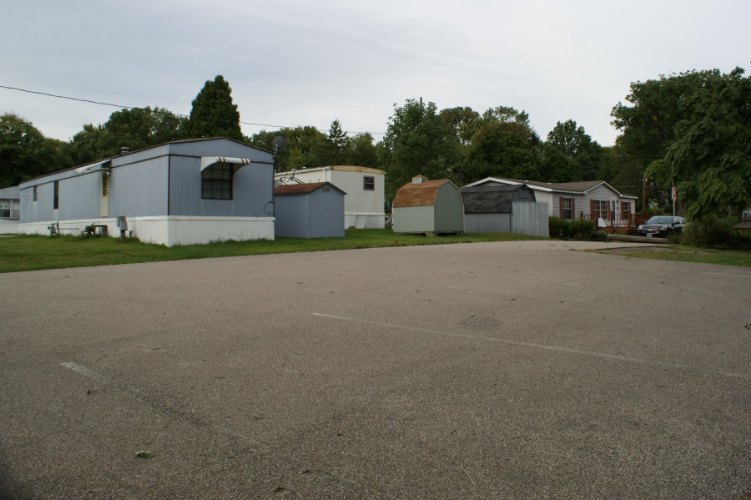 Madeira Mobile Home Park, photograph 5 of 48