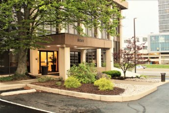 Republic Bank Office Park, photograph 4 of 6