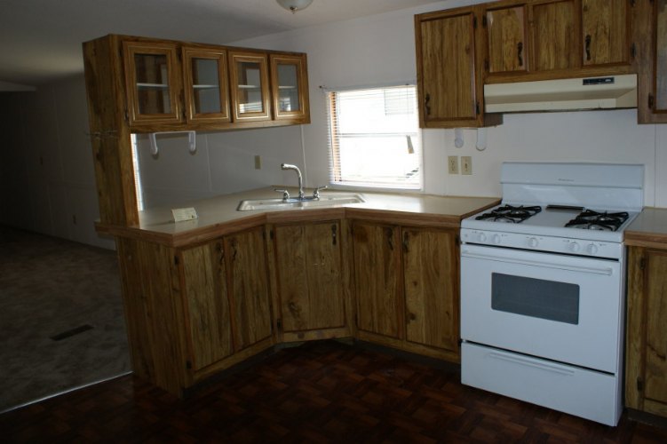Madeira Mobile Home Park, photograph 15 of 48
