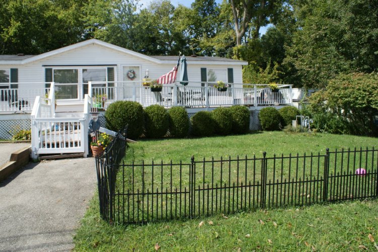 Madeira Mobile Home Park, photograph 48 of 48