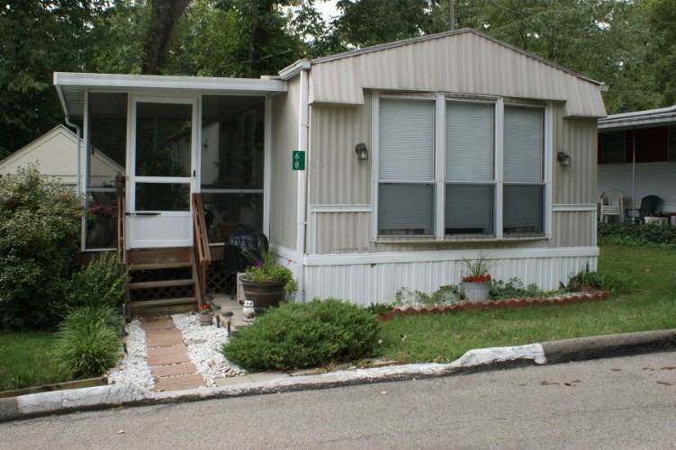 Madeira Mobile Home Park, photograph 41 of 48